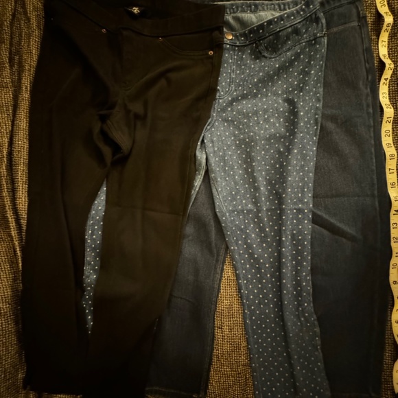 Hue Leggings in Black, Navy, Blue Dots, Olive Green and Black Corduroy, Size M. - Picture 7 of 16